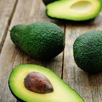 DPA Professionals de supply chain van een eetrijpe avocado